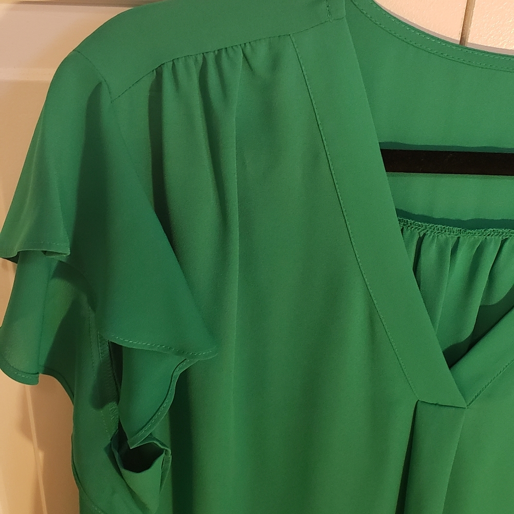 NWOT Green summer blouse 2X - Picture 5 of 15